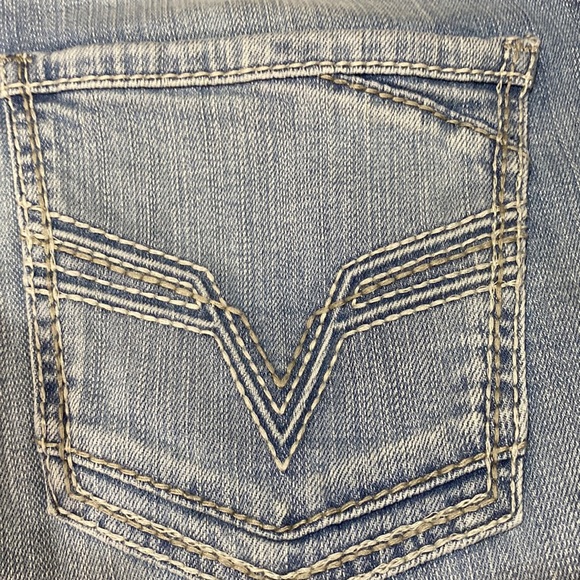 BKE jeans size 30/34. New with one tag. (54-20) - Picture 3 of 11